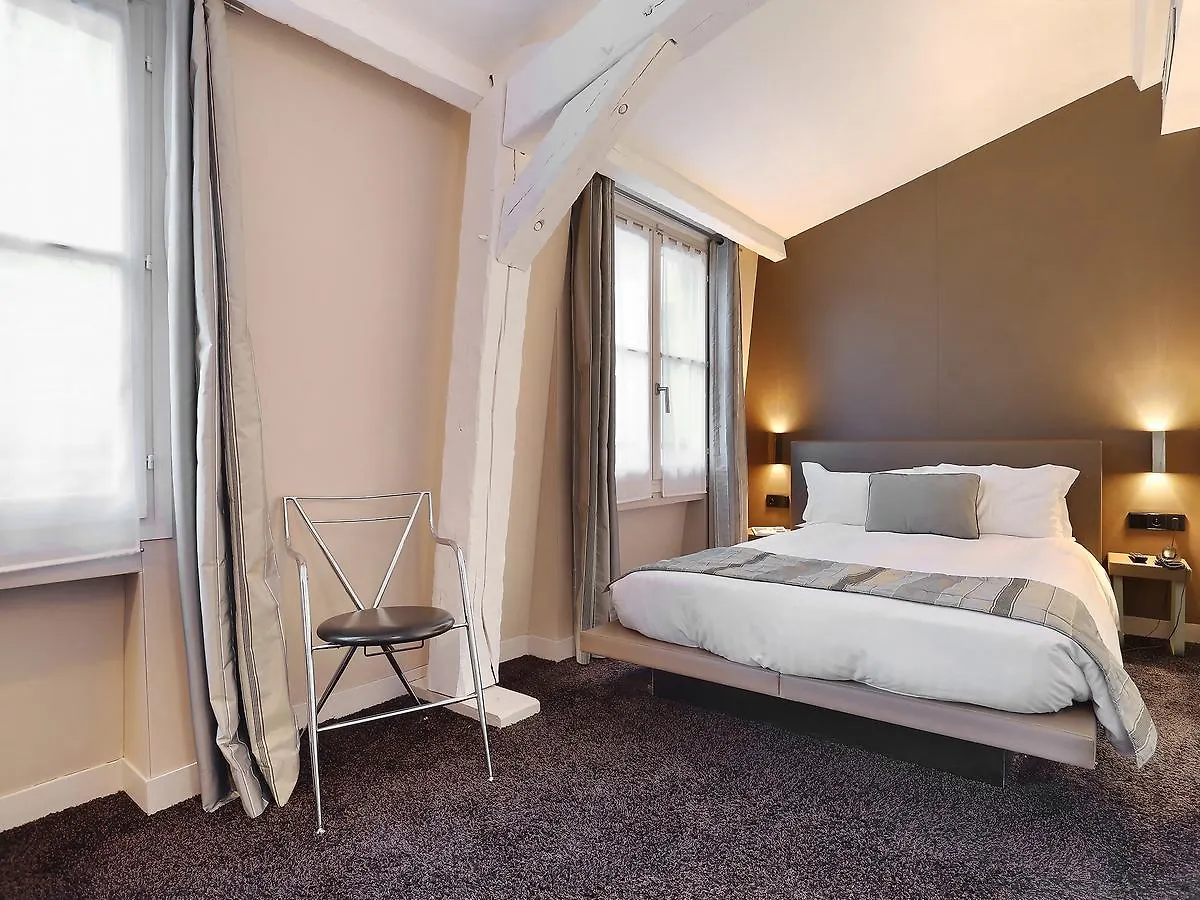 Hotel De Notre-Dame Paryż Francja